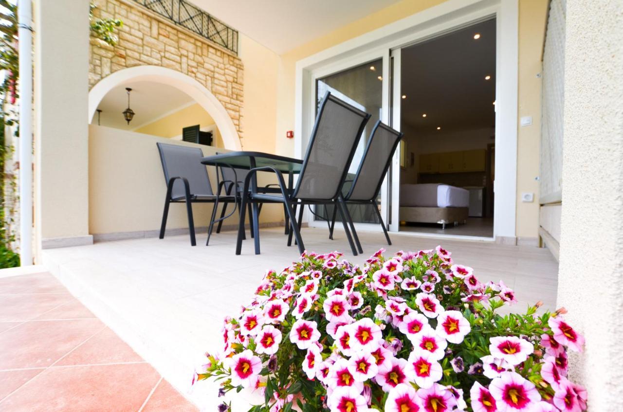 Meltemi Studios Vasiliki  Exterior photo